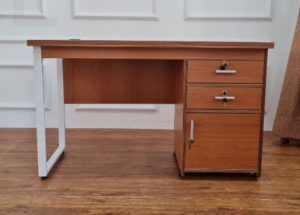 Meja Tulis MT G 562 CHERY