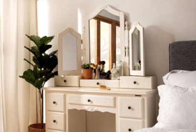 Tips Memilih Meja Rias Sesuai Kebutuhan