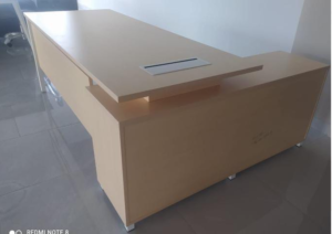 Custom Meja Kerja L