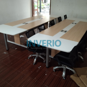 Meeting Table Custom Lapis HPL