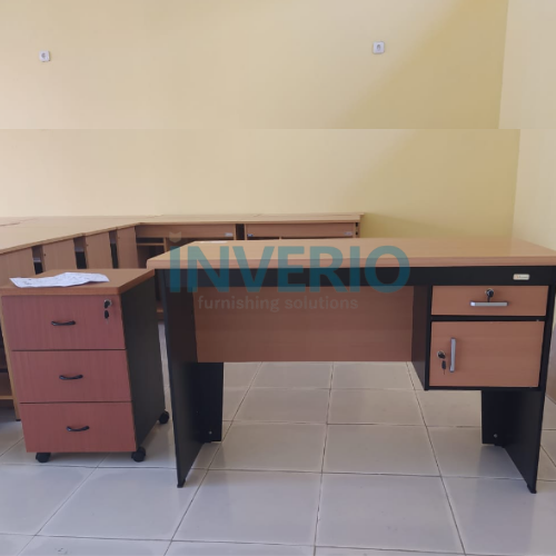 Meja Kantor + Laci Penyimpanan Custom