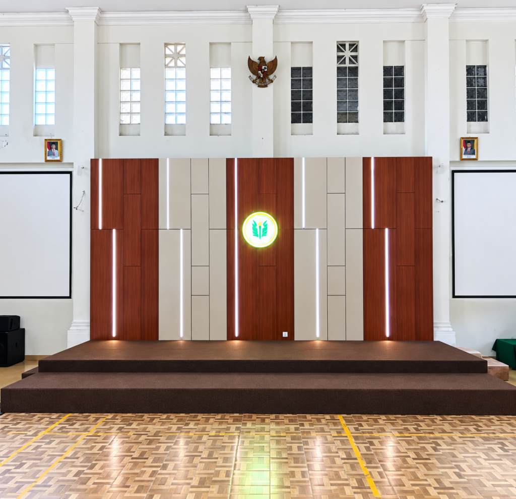Backdrop Aula